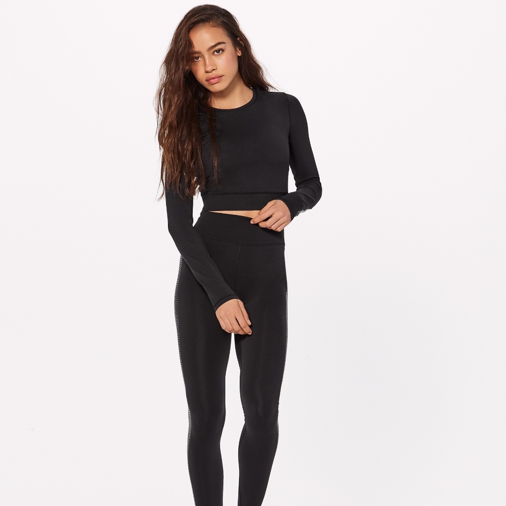 Lululemon Plank to Pike Black Long Sleeve Crop Top